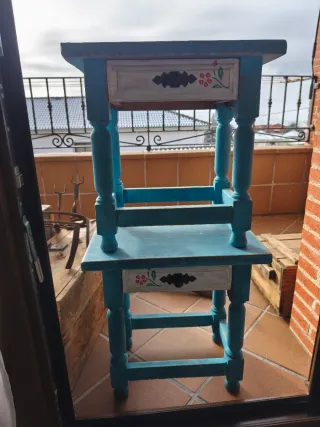 Mesitas restauradas (2 unidades)