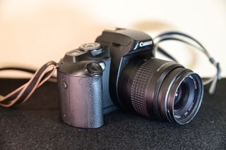 Cámara Canon EOS 5000 Analógica