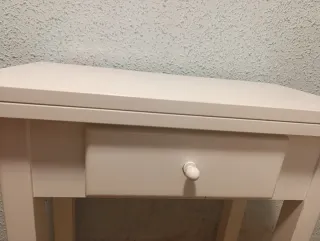 Urge venta!Mesa de libro blanca