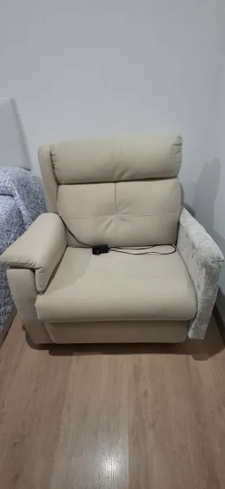 Sillón relax beige tela