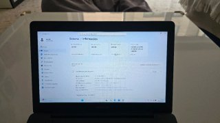 Portátil Medion Akoya E14409 i3 3.4 GHz 4GB, 128GB