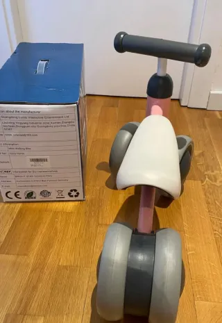 Bicicleta correpasillos rosa Xiapa