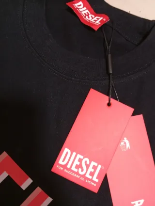 Camiseta Diesel Negra Talla M