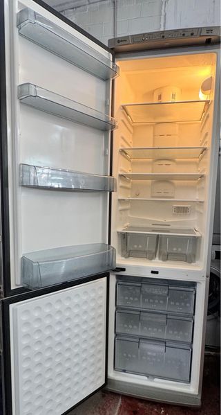 FRIGORÍFICO COMBI NO FROST BALAY EN INOX