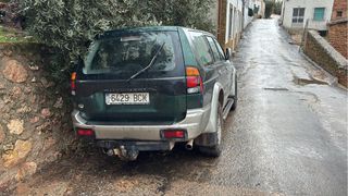 Mitsubishi Montero 2004