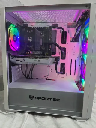 PC Gaming Xeon v4 + GTX 1060 3GB + 16GB RAM + SSD