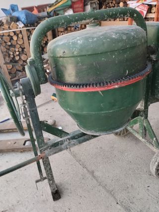 Hormigonera, buen estado