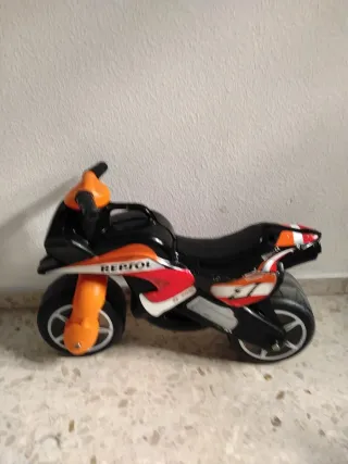 Moto infantil Repsol