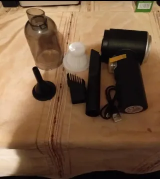 Mini aspirapolvere per auto