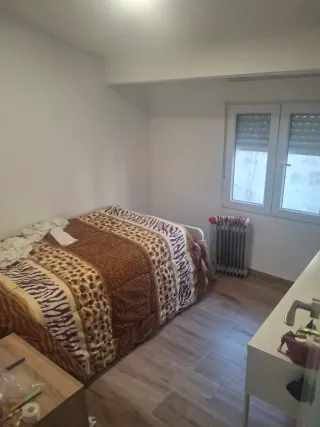 Terreno urbanizable con almacén