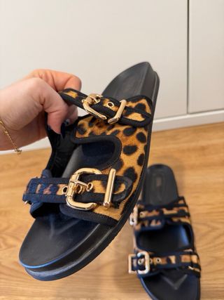 Sandalias leopardo Zara
