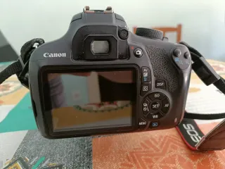 Canon EOS 1200D y teleobjetivo Tamron G1 150-600mm