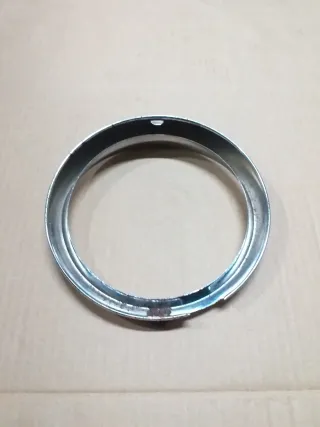 Renault 4 bisel cromado con visera ( Faro )