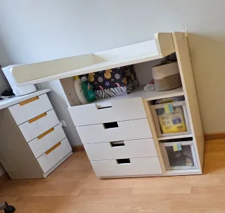 Cambiador bebé blanco IKEA con almacenaje