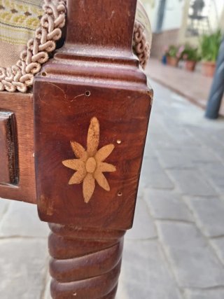 Sillas de caoba estilo clásico