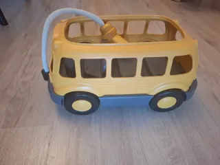 Camión escolar Green Toys