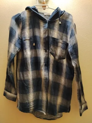 Camisa de cuadros con capucha