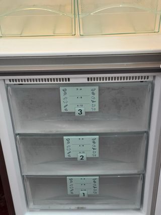 FRIGORÍFICO COMBI NO FROST LIEBHERR EN INOX A+++