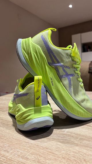 Zapatillas Asics SuperBlast Talla 41.5