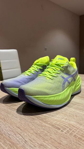 Zapatillas Asics SuperBlast Talla 41.5