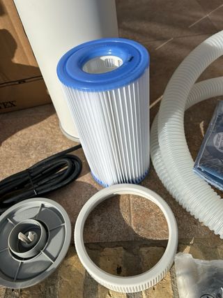 Depuradora Intex Blanca