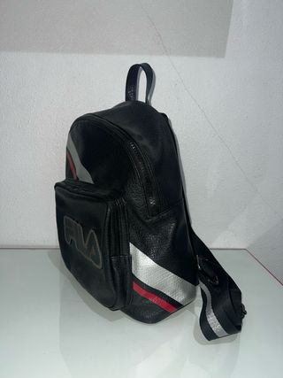 Mochila Fila Negra y Plateada