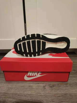 Nike P-6000 GS Nuevas Talla 36,5