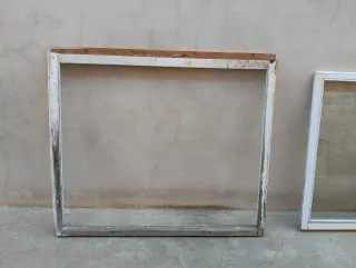 Ventana de madera blanca 150x 124 cm