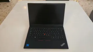 Portátil Lenovo ThinkPad E14 Gen 2 Intel i5 1135G7