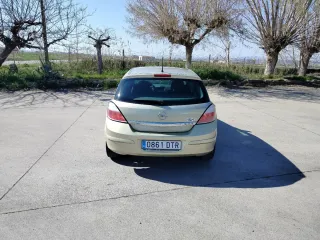 Opel Astra 2006