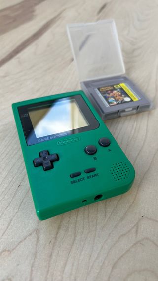 Game Boy Pocket + Funda + juego