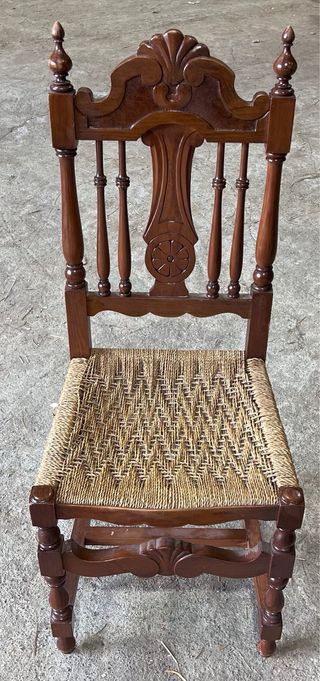 Juego de 4 Sillas Antiguas de Madera y mimbre