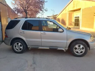 Mercedes-Benz ml 2004