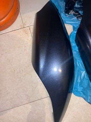 Cachas y frontal Jog RR negro fusionado con azul