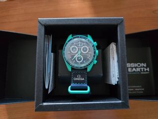 Omega x Swatch Mission on Earth Polar Lights nuovo