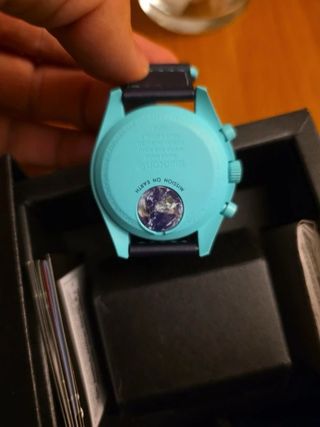 Omega x Swatch Mission on Earth Polar Lights nuovo