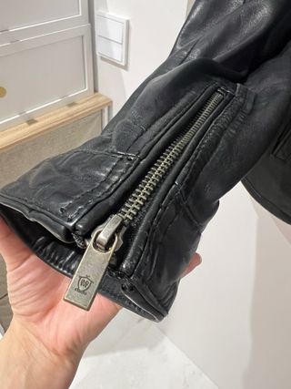 Chaqueta de Piel Massimo Dutti Negra