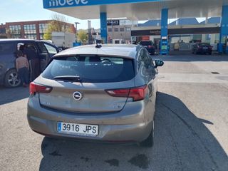Opel Astra 2016