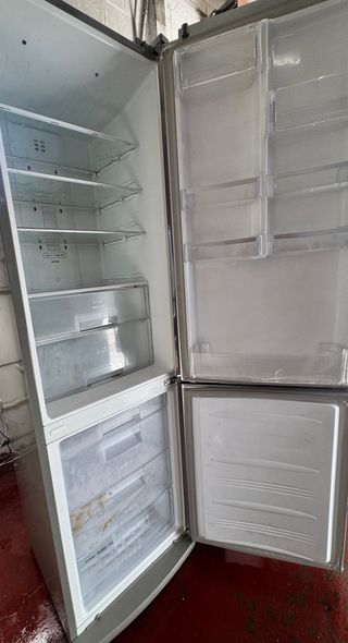 FRIGORÍFICO COMBI NO FROST LG EN ACERO INOXIDABLE