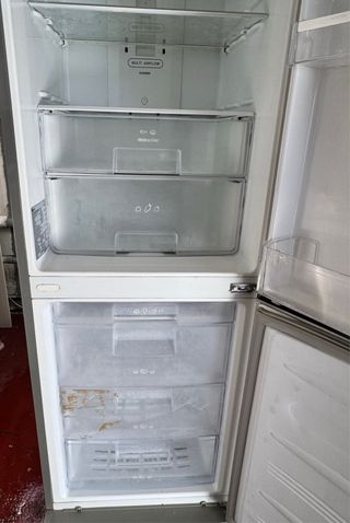 FRIGORÍFICO COMBI NO FROST LG EN ACERO INOXIDABLE