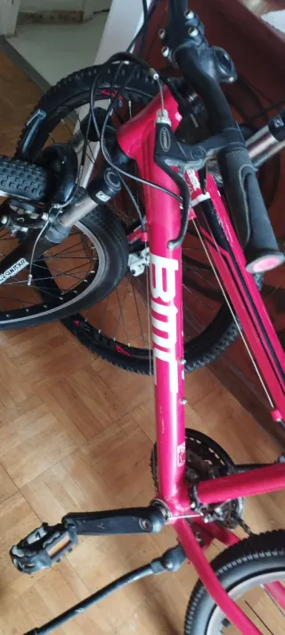 Bicicleta BMX Roja