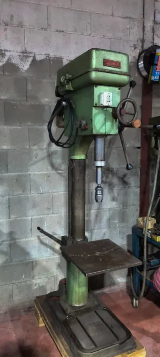 Taladro de columna ASA