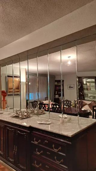 Aparador clásico mármol y madera