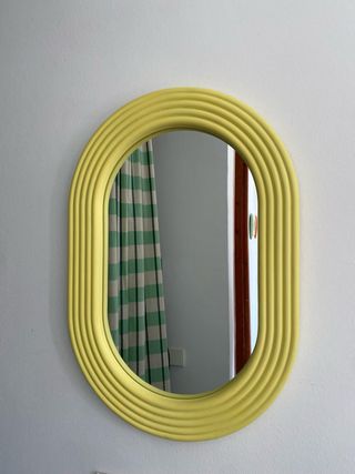 Espejo Ovalado Amarillo Maison du Monde
