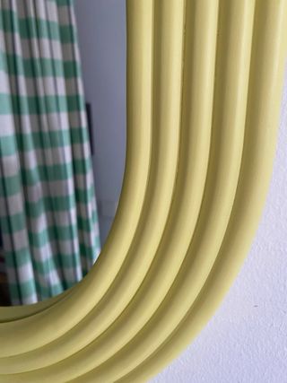 Espejo Ovalado Amarillo Maison du Monde