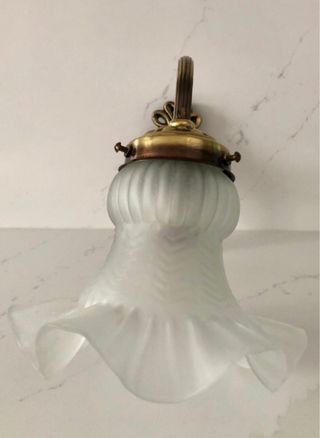 Aplique de pared dorado y cristal