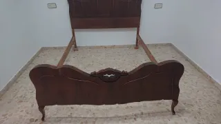 Dormitorio antiguo madera maciza