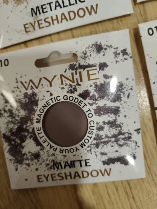 Sombras de ojos WYNIE (varios tonos)