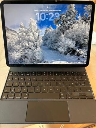 iPad Pro 11 3ª Gen (2019) Plata con teclado apple