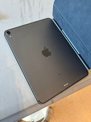 iPad Pro 11 3ª Gen (2019) Plata con teclado apple